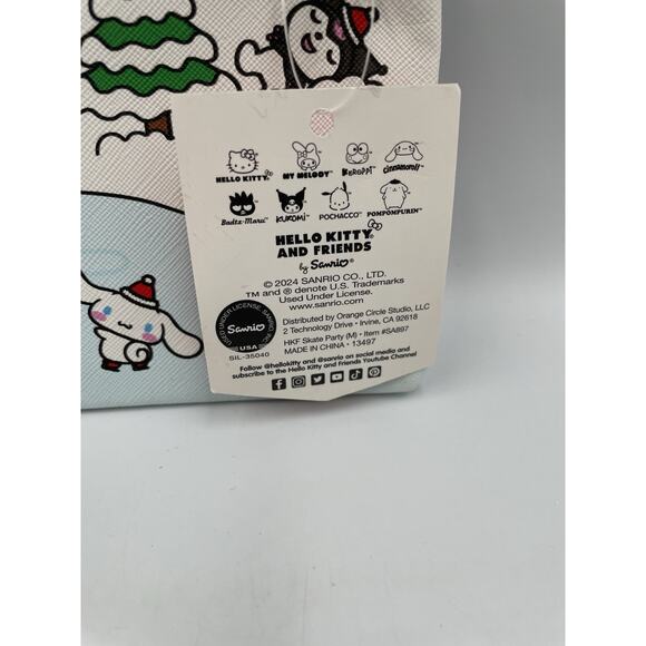 Hello Kitty & Friends Christmas Pencil/Makeup Pouch NEW WITH TAGS - Picture 2 of 5